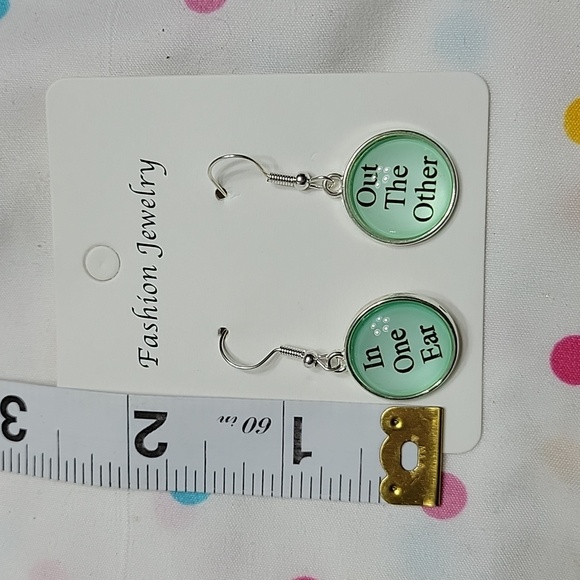 Fashion Jewelry Earrings - Picture 2 of 2